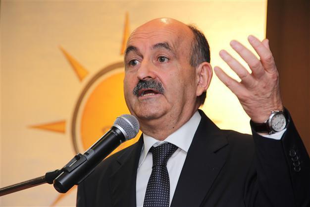 Health minister criticizes AKP officials’ relatives over alleged fraud