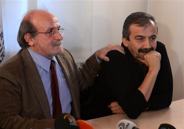 Sırrı Süreyya Önder nominated as candidate for Istanbul mayor