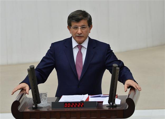 Turkish FM Davutoğlu confident of nation’s support for his policies