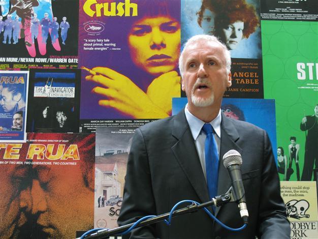 Cameron to film three Avatar sequels in New Zealand