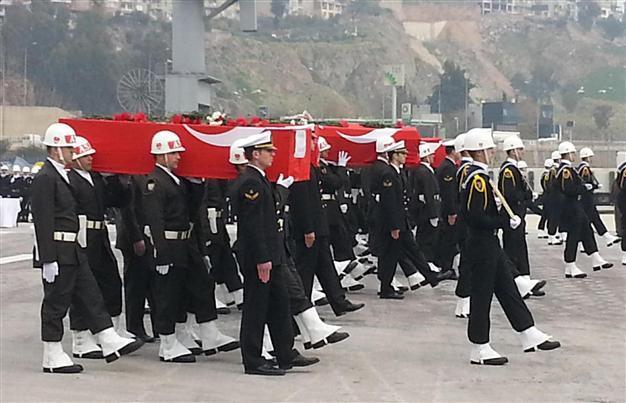 Turkey pays homage to tugboat accident victims
