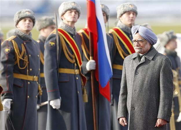 India PM meets Putin for nuclear, arms talks