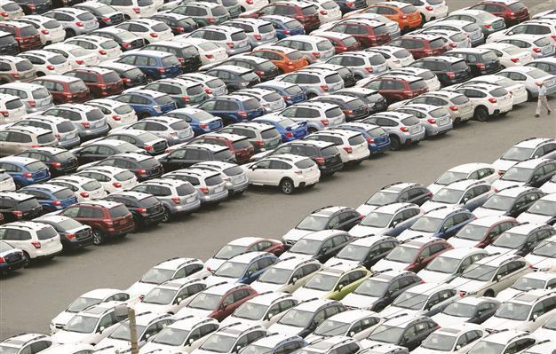 Japan’s trade deficit ballons to fresh record