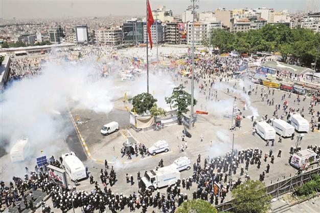 Turkey charges 255 over mass Gezi Park protests