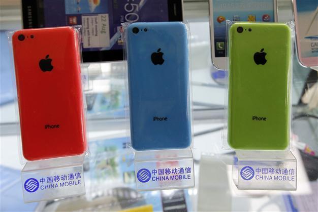 Chinese users welcome Apple, China Mobile deal