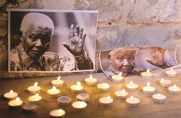 Mandela was trained by Mossad: Archives