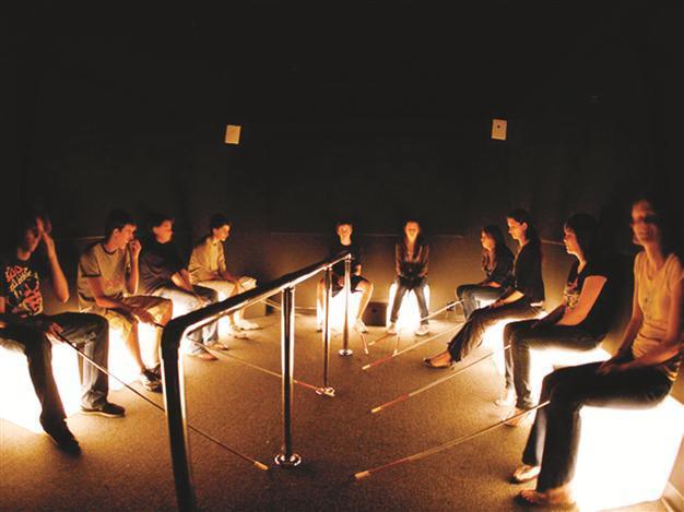 ‘Dialogue in the Dark’ continues