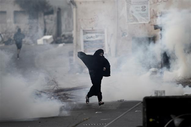 South Korea suspends tear gas exports to Bahrain