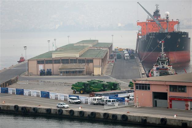 İzmir public prosecutor launches probe into police for failure to detain suspects after harbor raid
