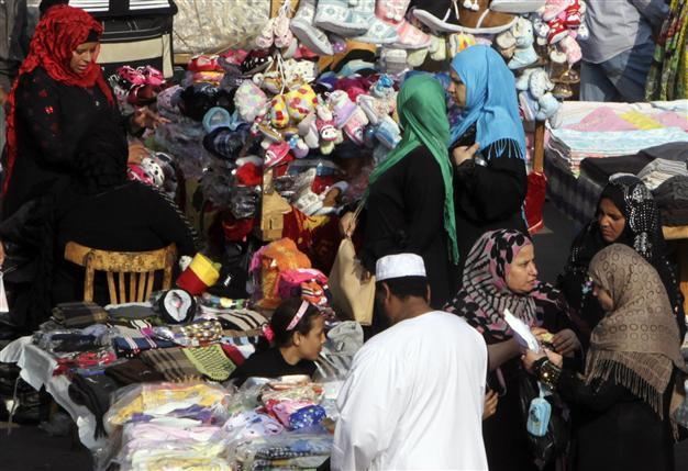 Majority in Mideast prefer women to wear headscarves: Survey