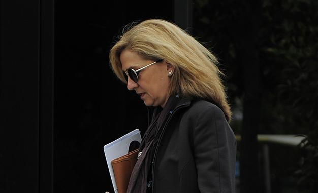Spanish king’s daughter charged with financial crimes