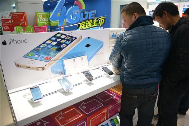 Apple fights for bigger slice of China smartphone pie