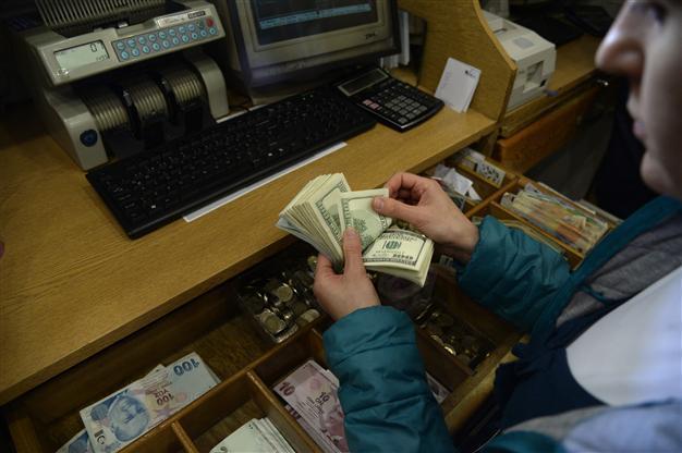 Turkish Lira sinks below 2.3 against US dollar despite Central Bank action