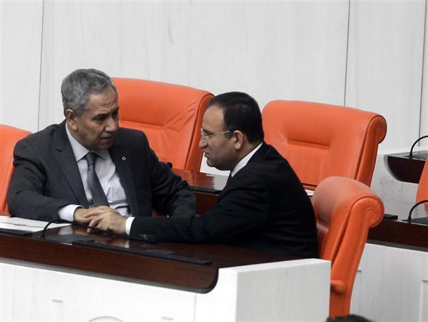 Judicial bill will pass if no consensus reached on Constitution, justice minister says