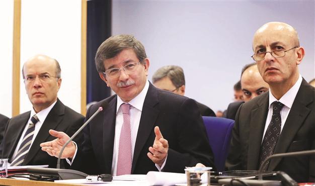 Its time for peace in Caucasus, Turkish foreign minister says