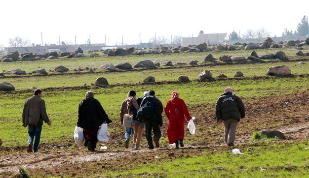 Four Turkmen commanders killed in ISIL suicide attack near Turkey border