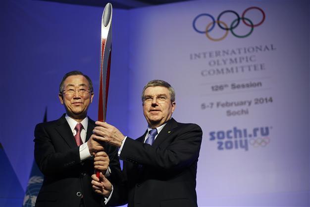 Ban and leading authors in gay rights plea ahead of Sochi games