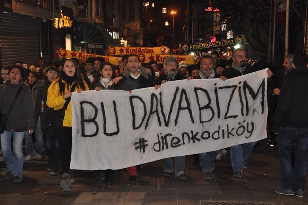 Police intervene against protest in Istanbul denouncing trial of Gezi victim