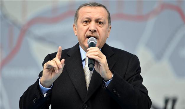 Cash found in shoeboxes at Halkbank ex-manager’s home not bank’s money: Turkish PM