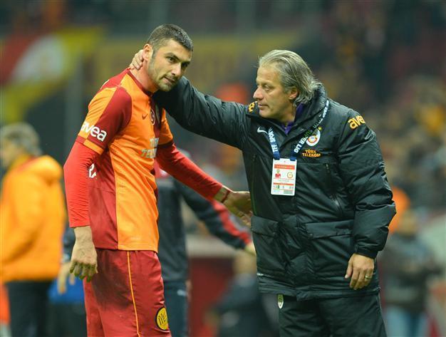 Galatasaray downs cellar-dwellers Elazığspor with two goals in the opening seven minutes