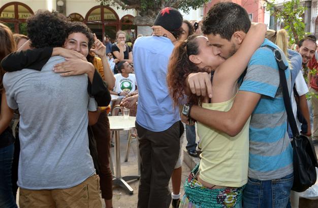 Morocco teens taking part in kiss-in protest acquitted with reprimand