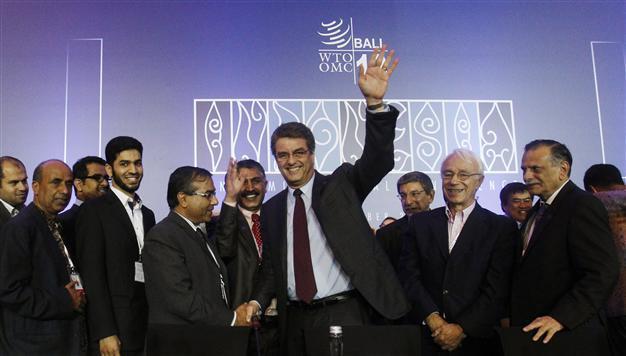 World Trade Organization hails historic first global trade agreement