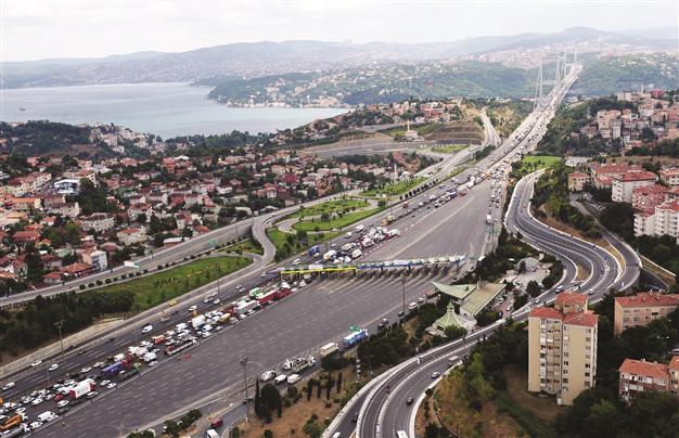 Bill for privatization of toll roads adopted by Turkish Parliament