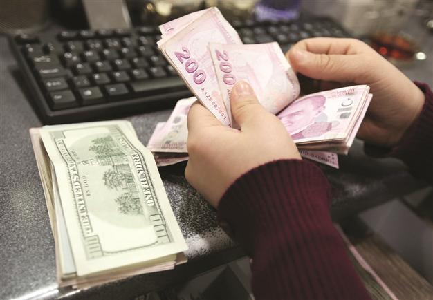 Lira sinks below 2.2 against dollar on weak US job data