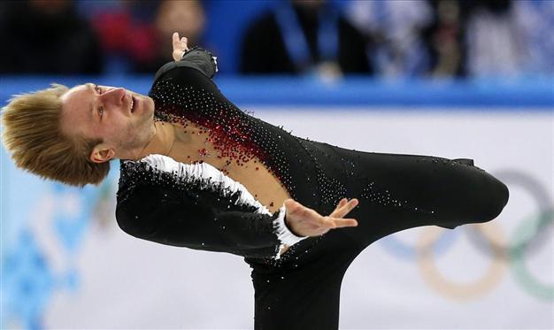 Plushenko, Lipnitskaia lead Russia to first gold in Sochi