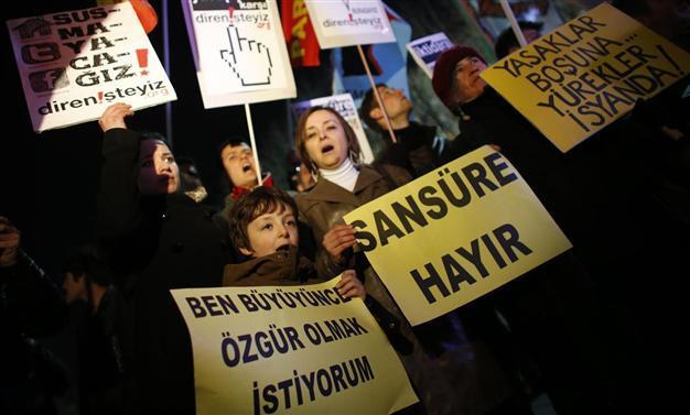 Turkish government defends Internet bill with bilingual memo