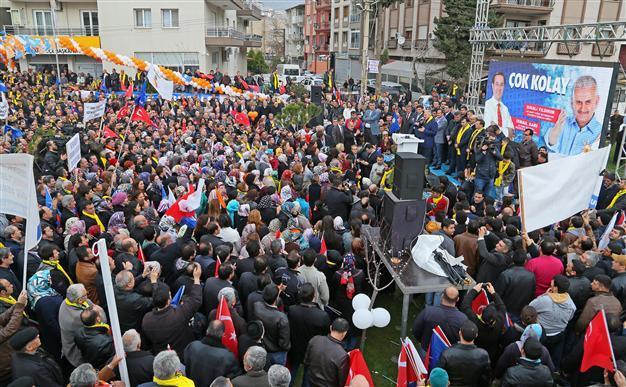 Turkish local election candidates to give freebies to voters