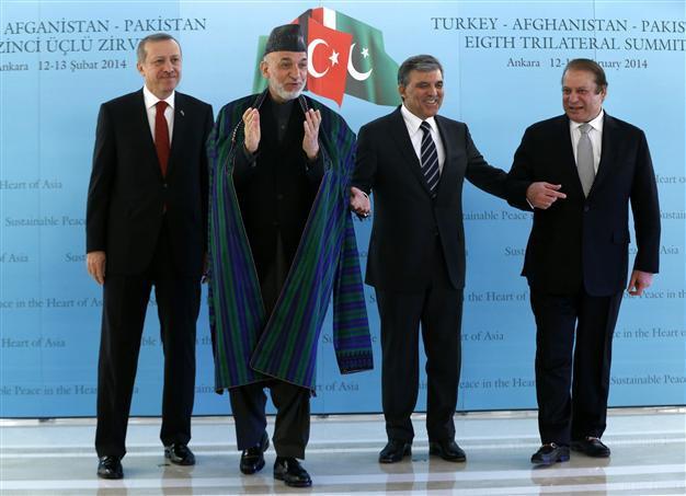 Turkey hosts Afghan and Pakistani leaders in trilateral summit