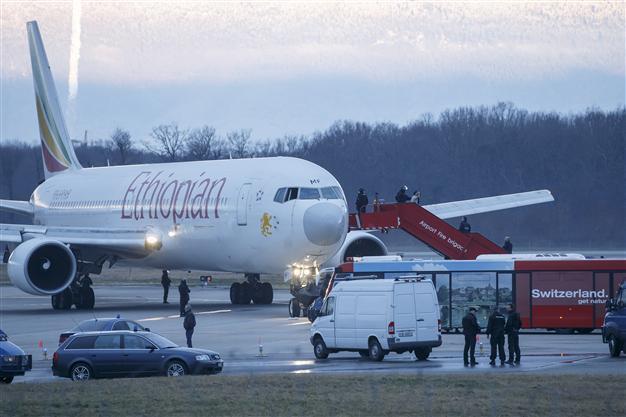 Co-pilot hijacks Ethiopian plane to seek Swiss asylum