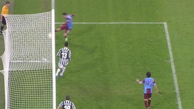 Trabzonspor loses 2-0 against Juventus after referee controversy