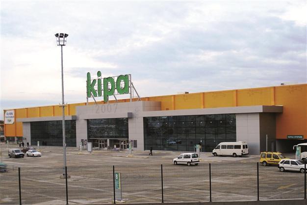 Kipa’s parent Tesco in talks on options