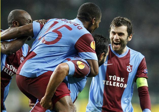 Trabzonspor clinches 2-0 victory over Legia Warsaw in Europa League