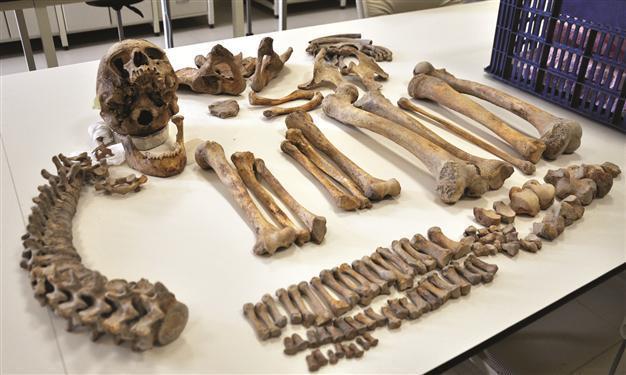 Male bones found in ancient graves in Turkeys Kırşehir