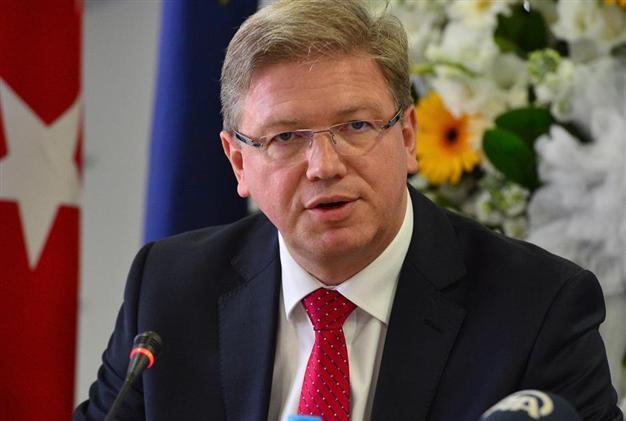 EUs Füle meets Turkish opposition