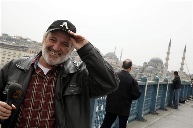 Veteran journalist Savaş Ay loses battle with cancer aged 59