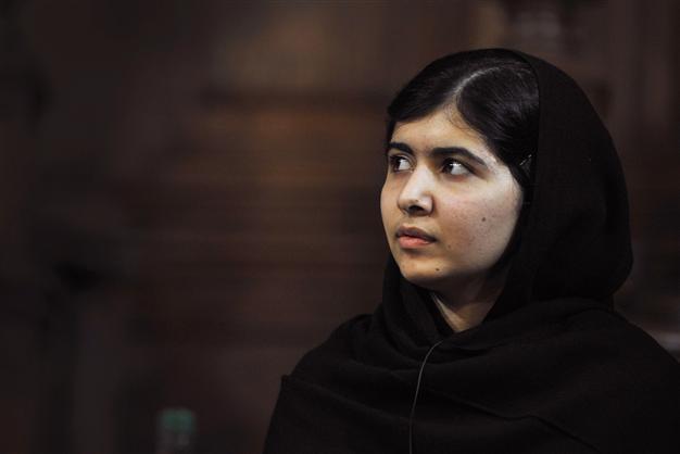 Pakistani schools ban Malalas book due to anti-Pakistan and anti-Islam content