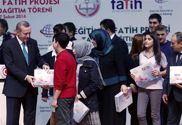 Turkish PM denies Internet freedom restrictions, says he is ‘protecting new generation’