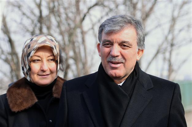 President Gül approves disputed Internet bill as gov’t offers amendments