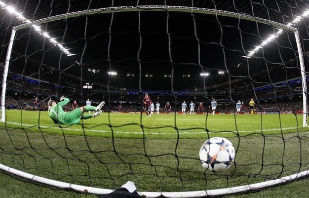 Barça, PSG take huge step towards Champions League quarters