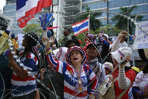 Thai court bans use of force against peaceful protests