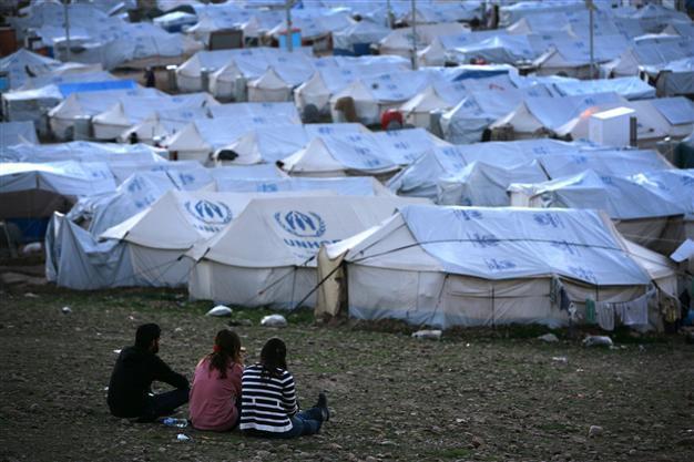 Syrians set to replace Afghans as largest refugee population