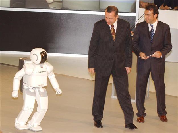 Robot witch hunt starts on social media against shady lobby after Erdoğan’s tip-off
