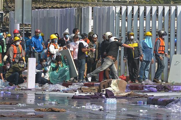 Thai poll body urges election delay after clashes