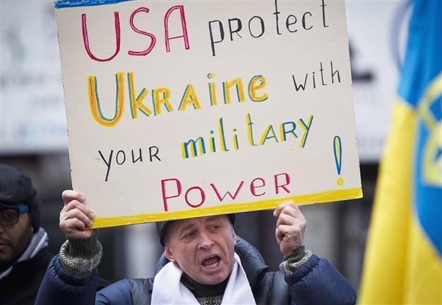 Kerry to visit Ukraine, military options not US focus