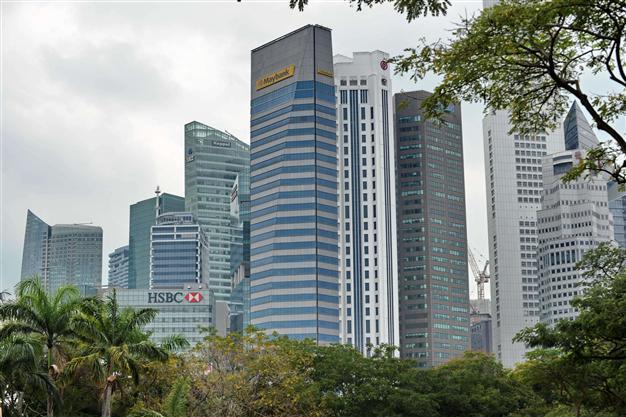 Singapore worlds costliest city: survey