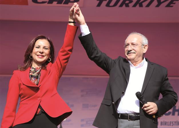 Opposition parties keep slamming Turkish government over graft allegations